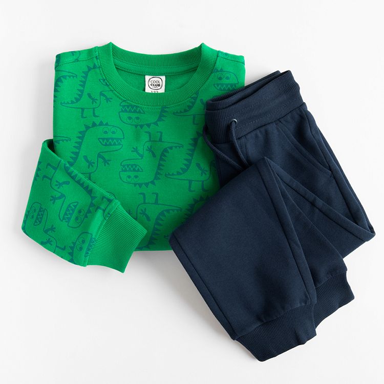 סט טרנינג, סווטשירט ירוק עם הדפס דינוזאורים ומכנסיים כחולים עם חוט