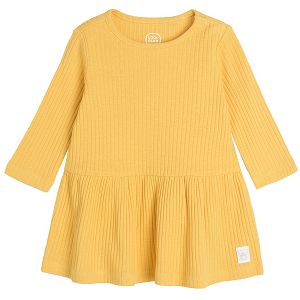 שמלה צהובה
