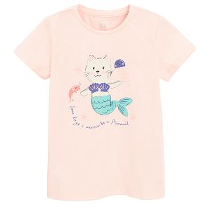 חולצת טריקו ורודה עם הדפס חתולה בתולת ים