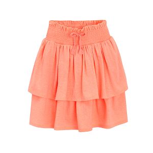 חצאית בצבע אפרסק עם סלסולים