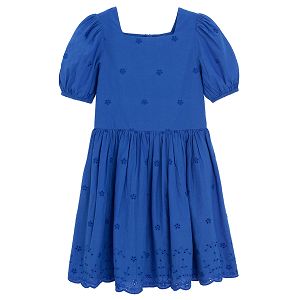 שמלה כחולה חגיגית עם שרוולים נפוחים קצרים
